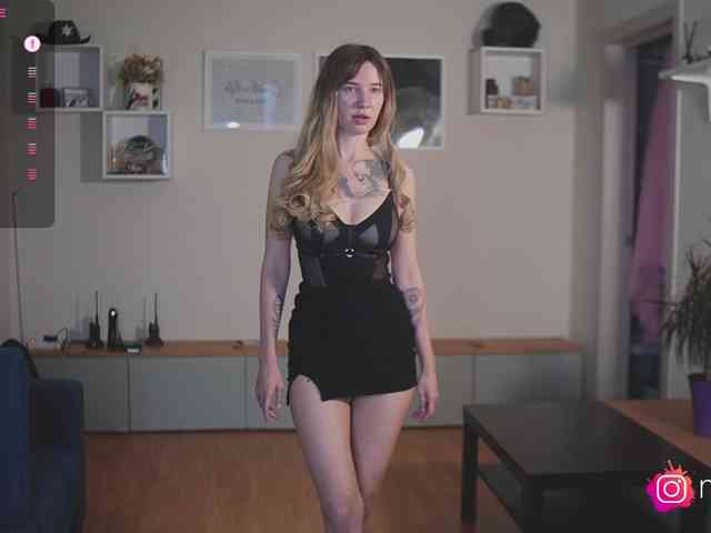 mel-collins webcam