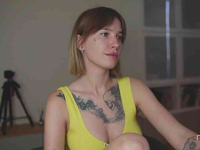 mel-collins webcam