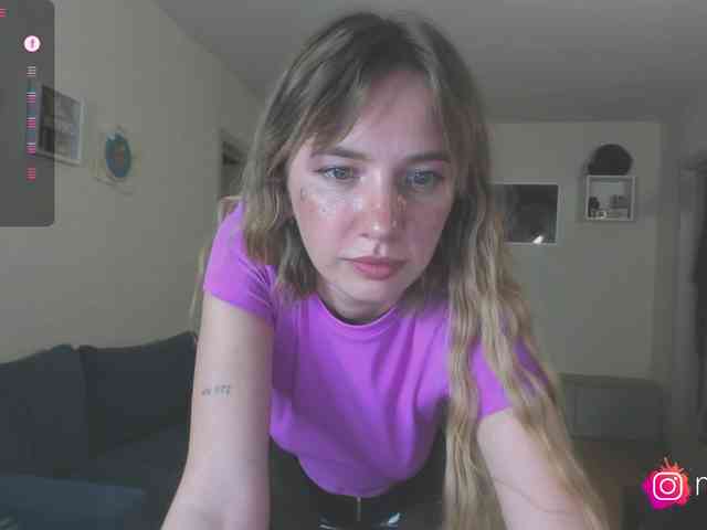 mel-collins webcam