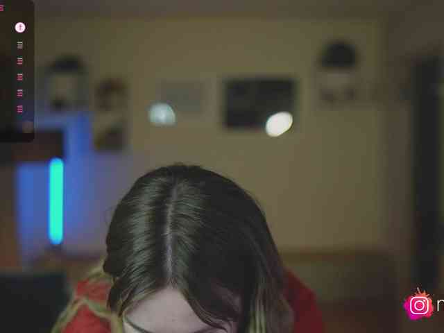 mel-collins webcam