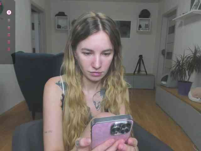 mel-collins webcam