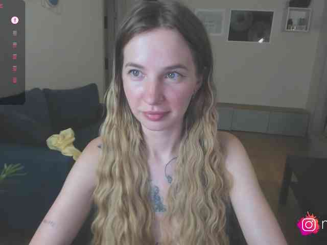 mel-collins webcam