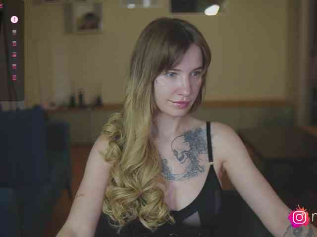 mel-collins webcam