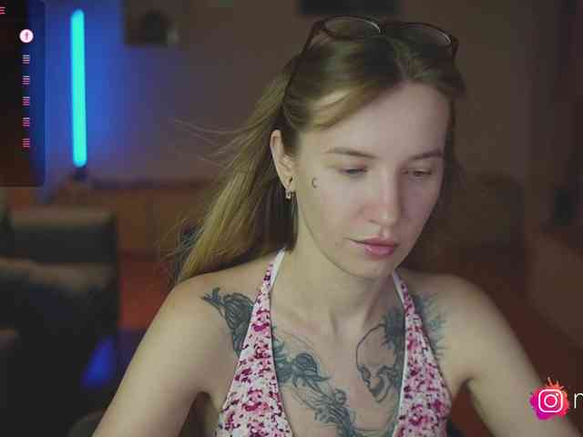 mel-collins webcam