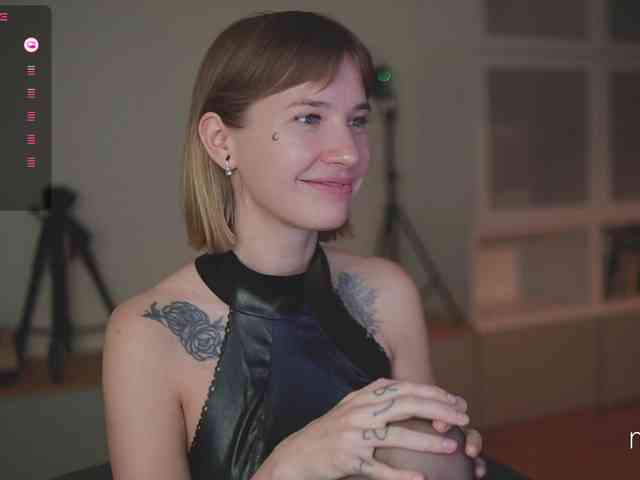 mel-collins webcam