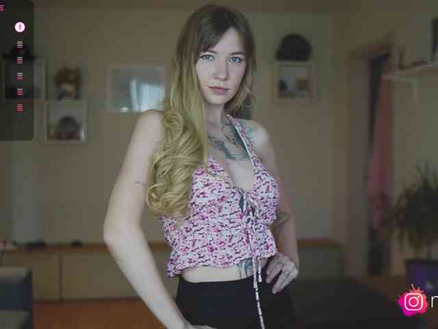 mel-collins webcam
