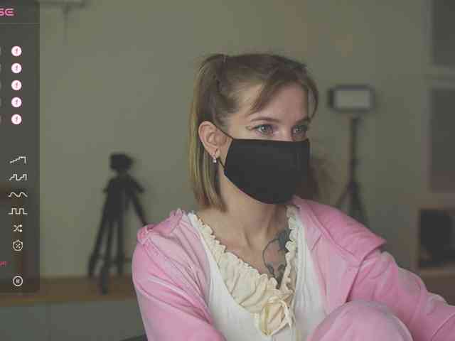 mel-collins webcam