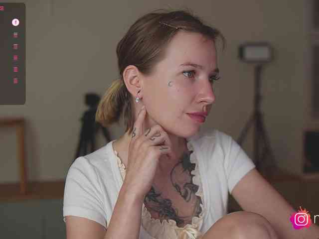 mel-collins webcam