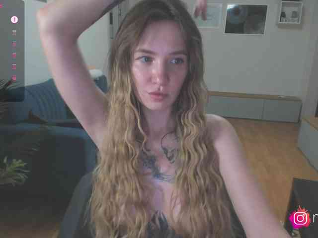 mel-collins webcam