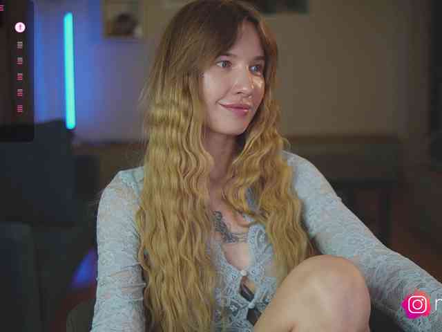 mel-collins webcam
