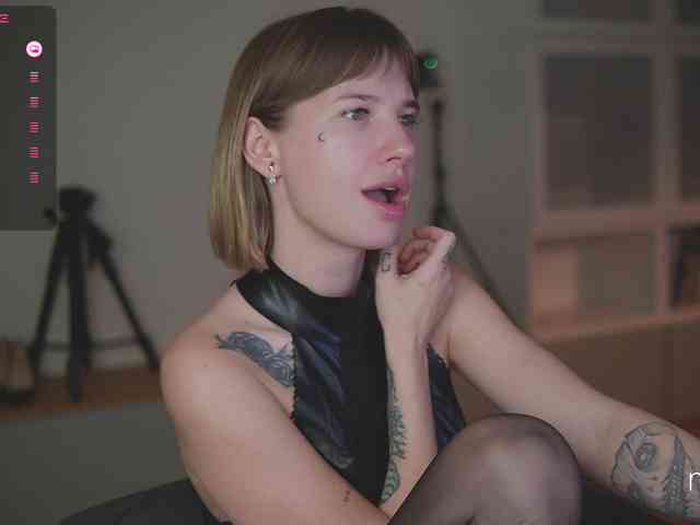 mel-collins webcam