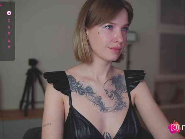 mel-collins webcam