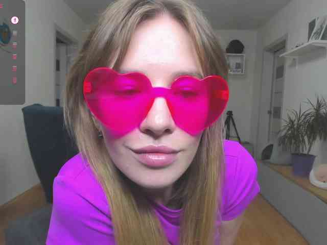 mel-collins webcam
