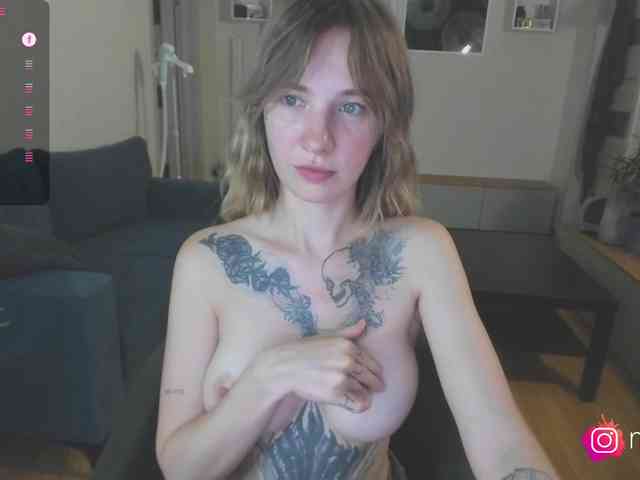 mel-collins webcam