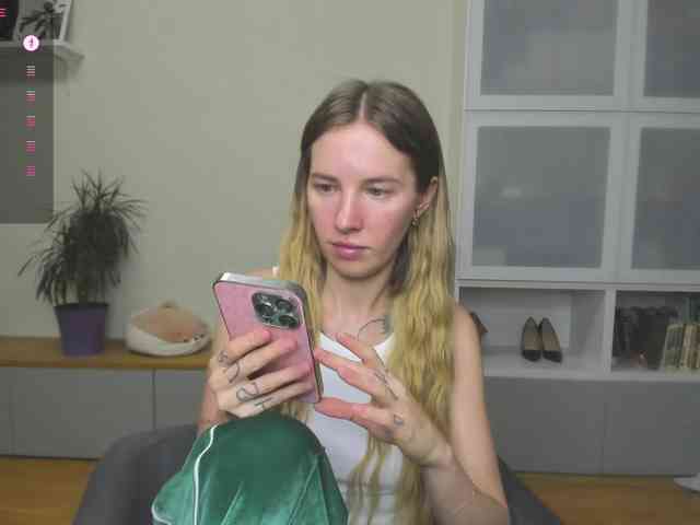 mel-collins webcam