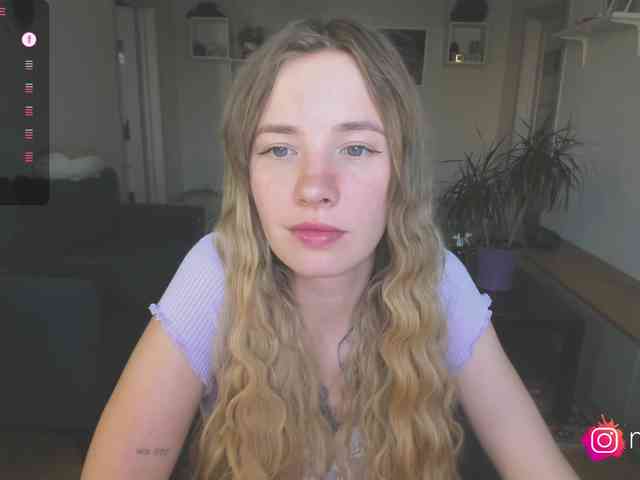 mel-collins webcam