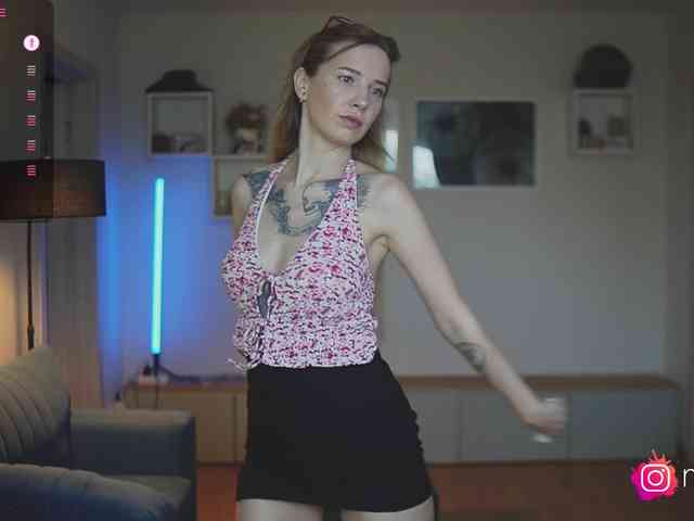 mel-collins webcam
