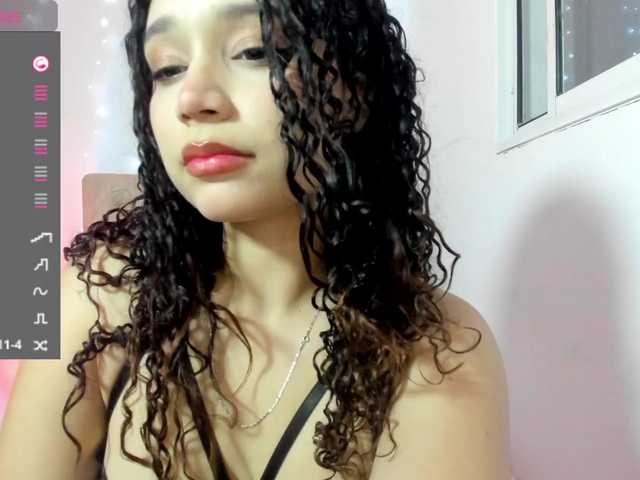 Byeol00 live cam on BongaCams