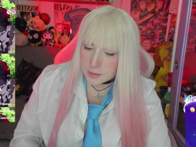 canndyy-new's BongaCams show and profile