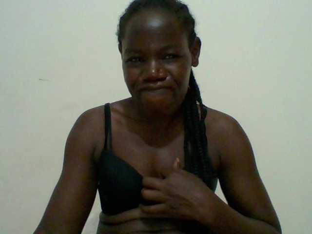 Blacksexygal's BongaCams show and profile