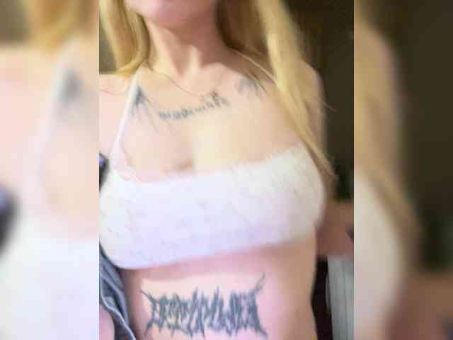 Babyblonde webcam