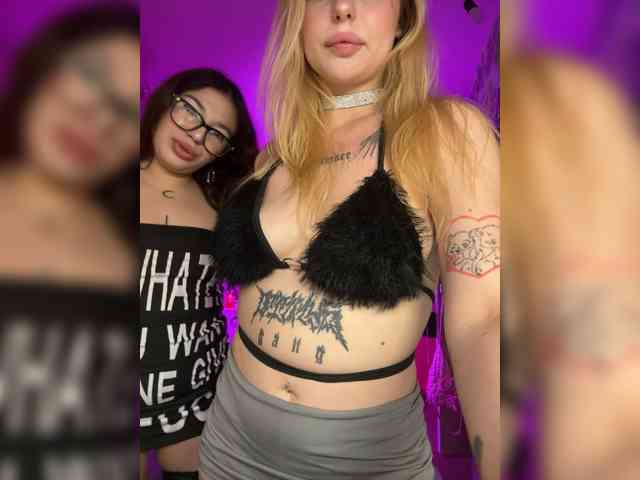 Model: Babyblonde