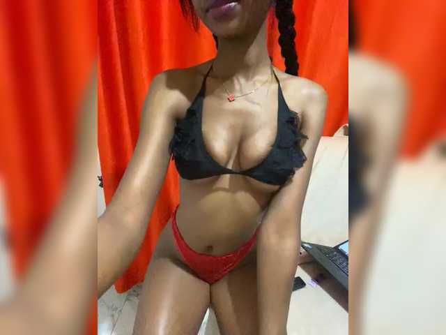 Pvalley live cam on BongaCams