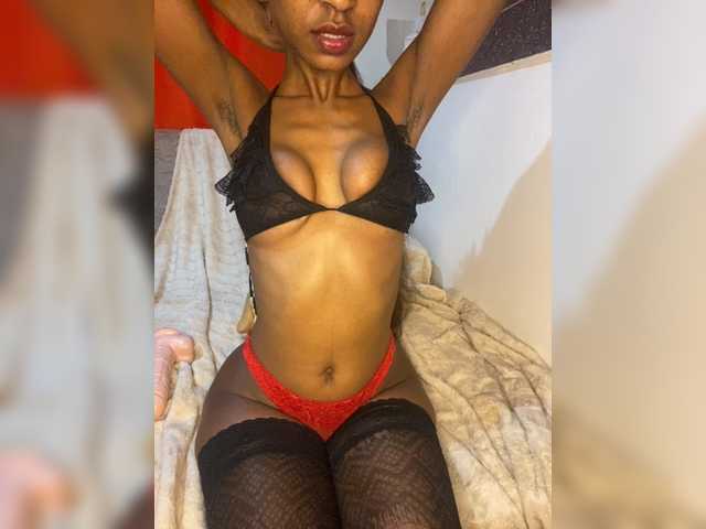Pvalley live cam on BongaCams