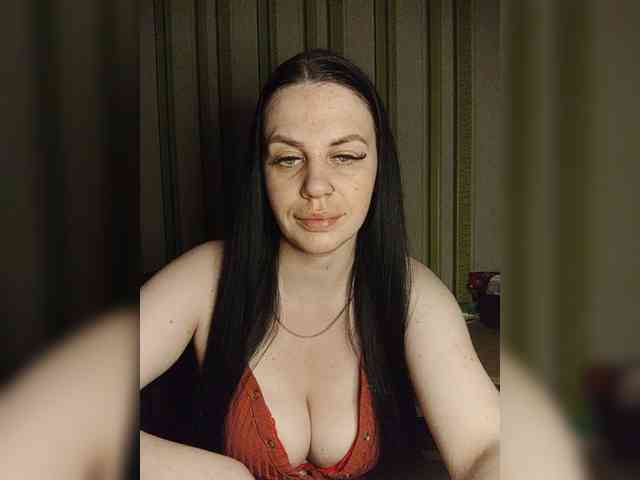 LoveMiya webcam
