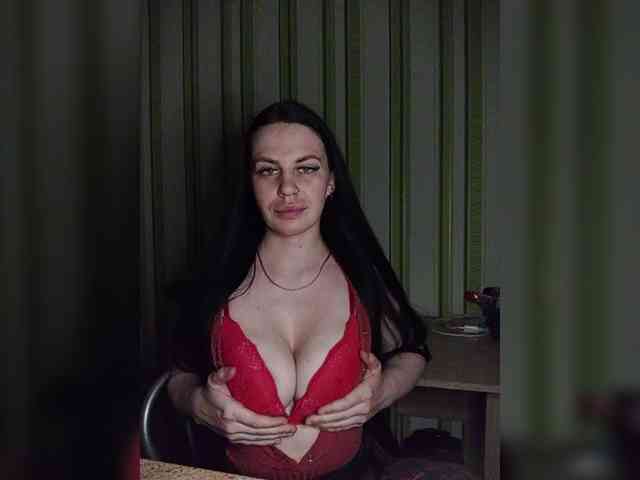 LoveMiya webcam