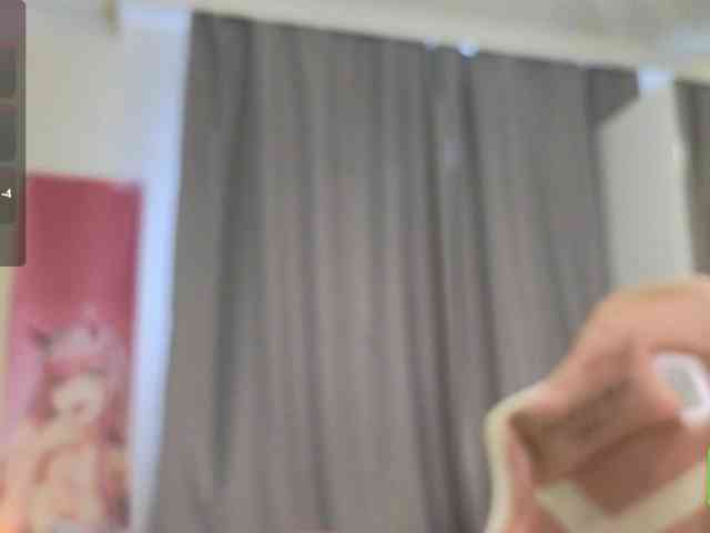 CaseyLaBow webcam