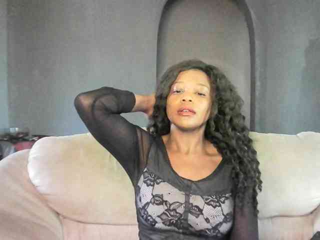 Katiequin Live Webcam on BongaCams