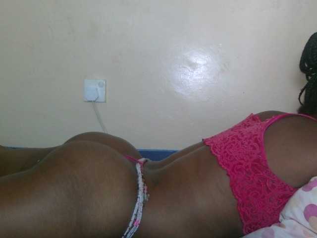 Sweetbaby006 live cam on BongaCams