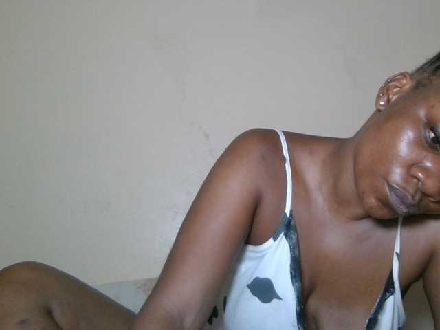 Sweetbaby006 live cam on BongaCams