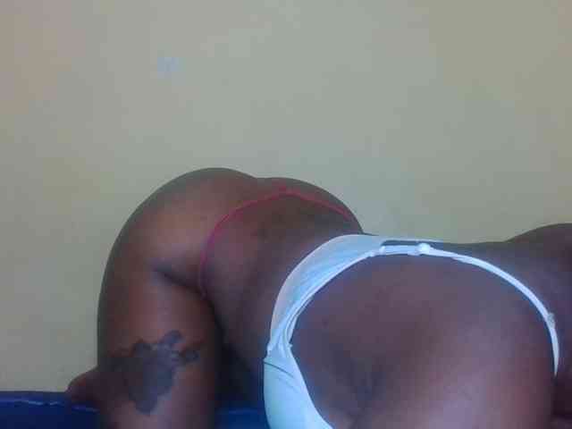 Model: Sweetbaby006