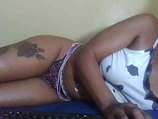 Sweetbaby006 webcam