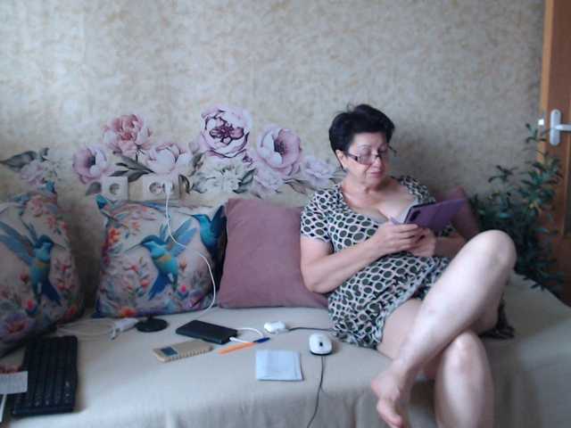 NINA-RICCI live cam on BongaCams