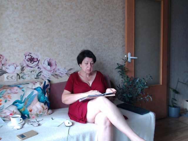 nina-ricci live sex show