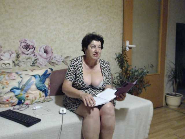 NINA-RICCI