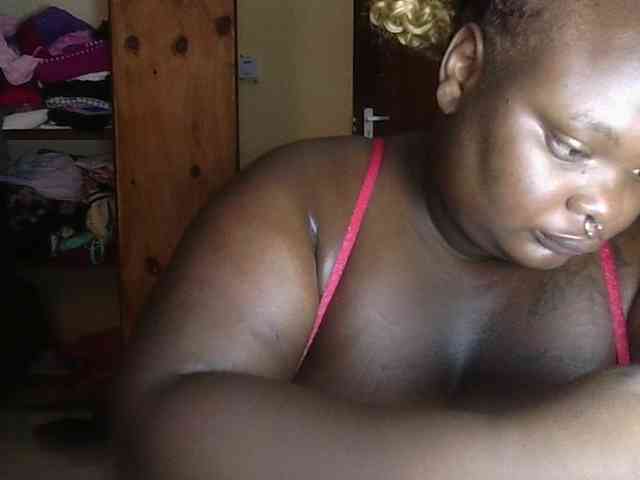 bigtittymama45 webcam