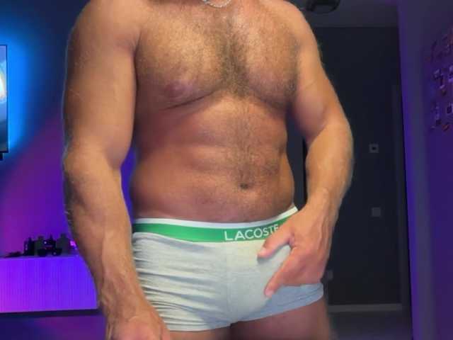 KarlosLab — live male cam