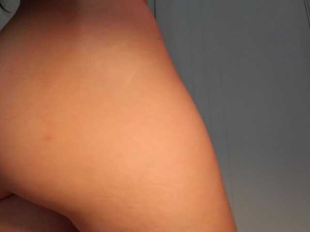 ilona4u live cam on BongaCams