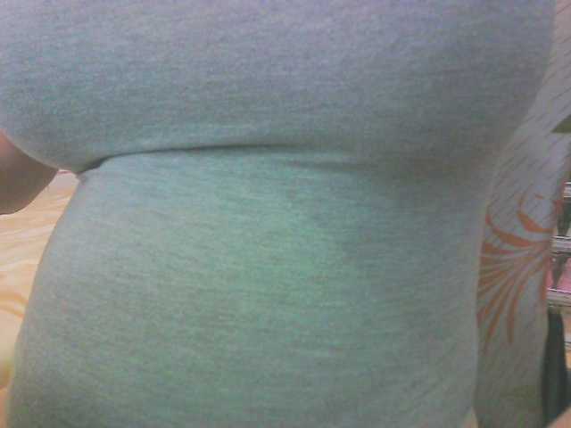 KeepmepregO live cam on BongaCams