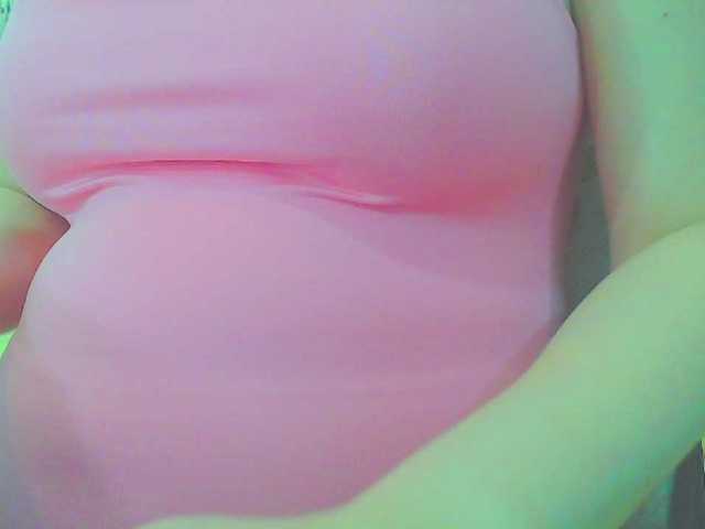 KeepmepregO live cam on BongaCams