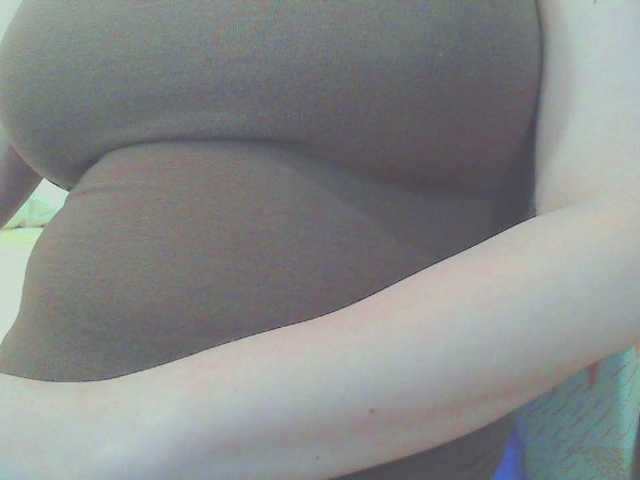 KeepmepregO Live Cam on BongaCams