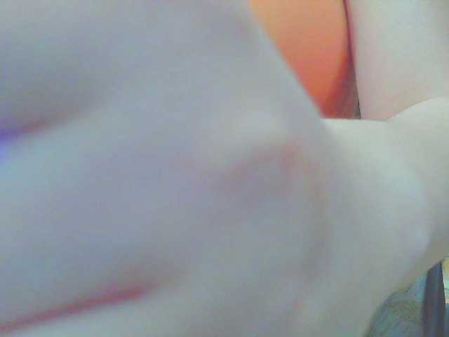 KeepmepregO live cam on BongaCams