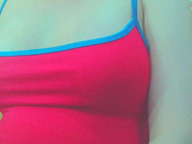 KeepmepregO live cam on BongaCams