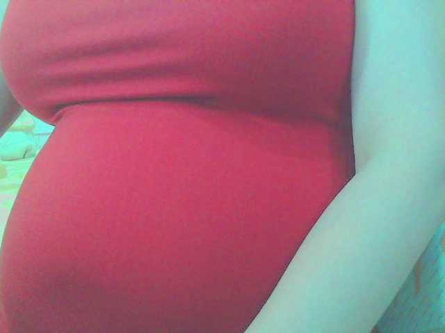 KeepmepregO live cam on BongaCams