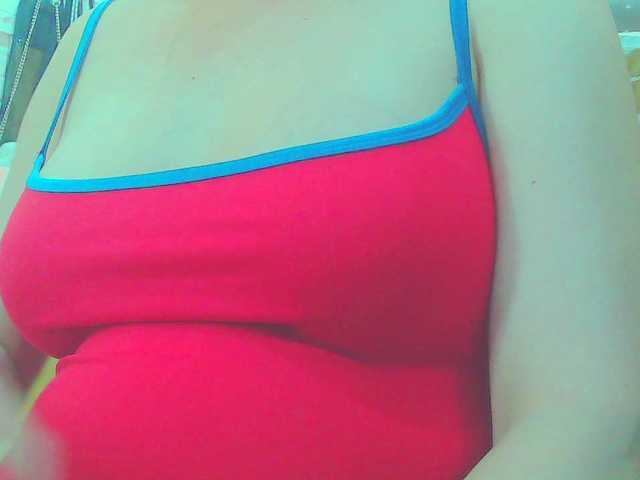 KeepmepregO live cam on BongaCams
