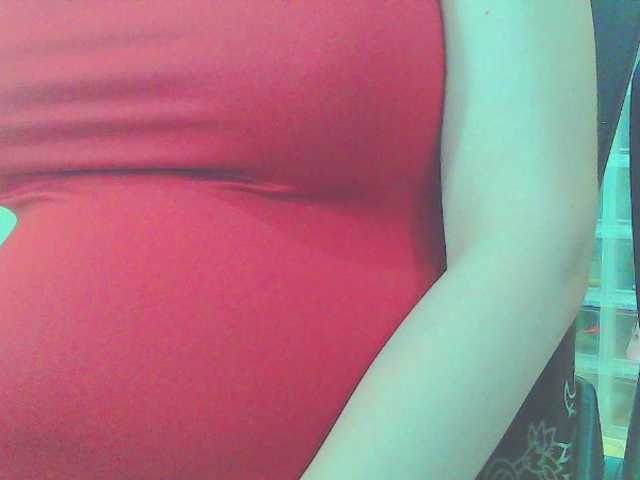 KeepmepregO live cam on BongaCams